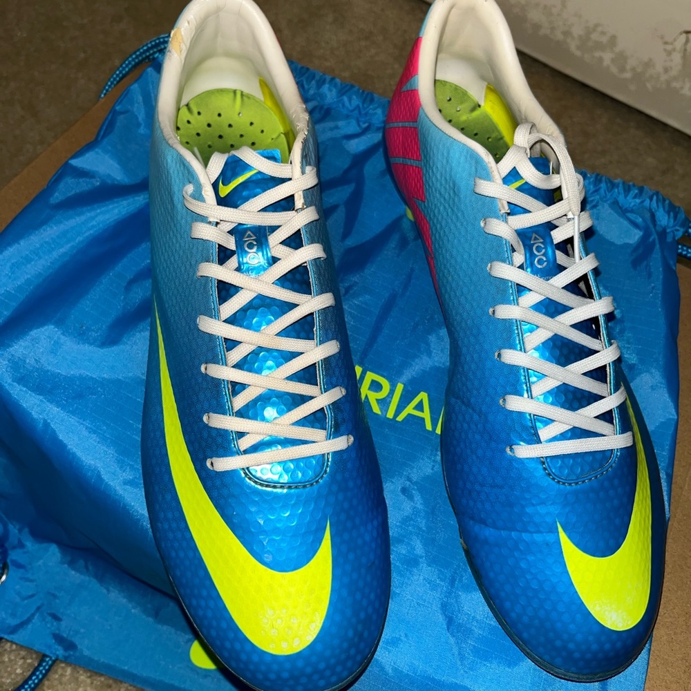2012 MERCURIAL VAPOR 9 AG